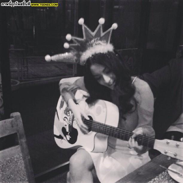 'พิ้งกี้' ท้าชนคนตาดีใครเห็นควง 'เป๊ก' ถ่ายรูปมาเลย