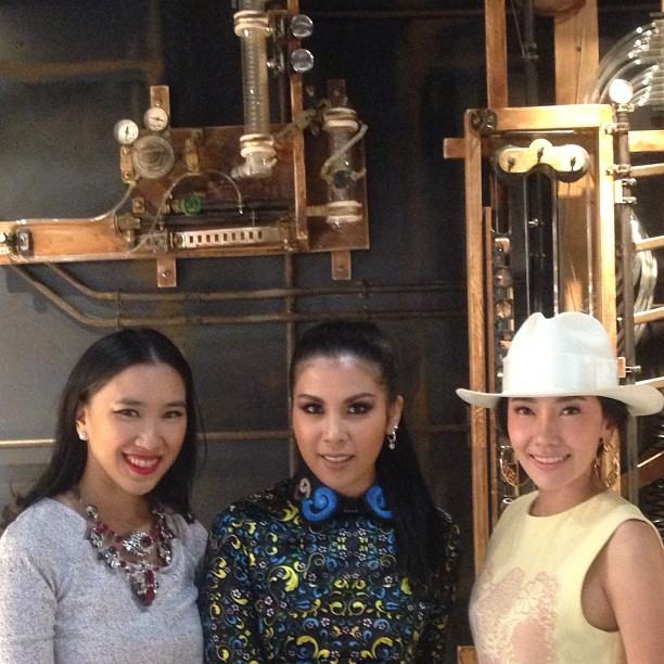 ดเต็ม! ทัพดาราร่วมงานเปิดตัว สยาม เซ็นเตอร์