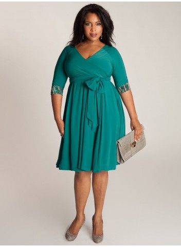 แฟชั่น เสื้อผ้าออกงาน หรูๆ สำหรับ สาวเจ้าเนื้อ