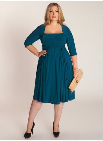 แฟชั่น เสื้อผ้าออกงาน หรูๆ สำหรับ สาวเจ้าเนื้อ