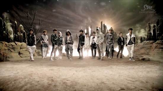 มหกรรมคอนเสิร์ต MBC Korean Music Wave in Bangkok 2013