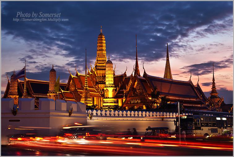 พระบรมมหาราชวัง ไทย