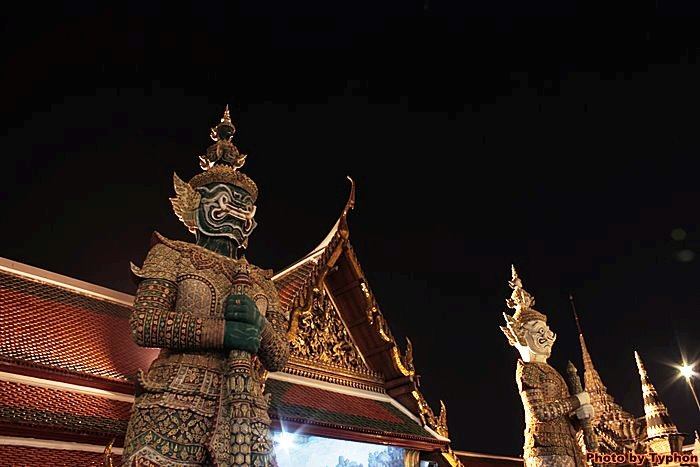 พระบรมมหาราชวัง ไทย