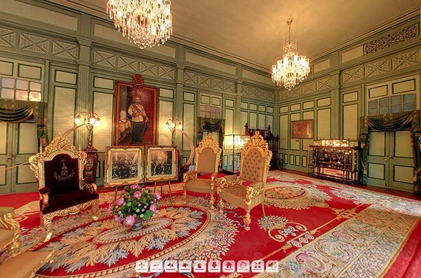 Thai Palaces พระที่นั่งแห่งราชอาณาจักรไทย