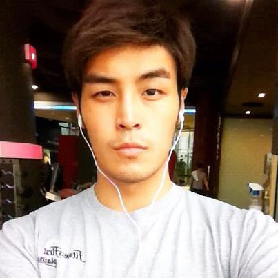 พี่ปารค์คุง หล่อมากกกก