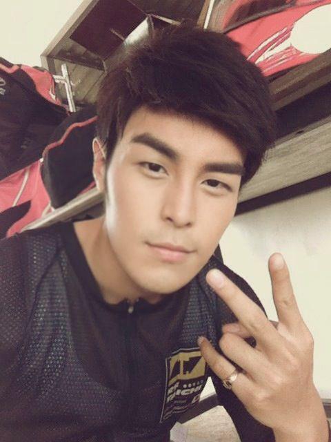 พี่ปารค์คุง หล่อมากกกก