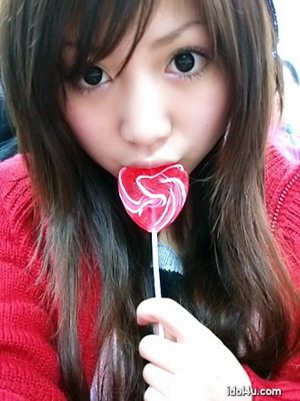 จี้จี้ เน็ตไอดอล