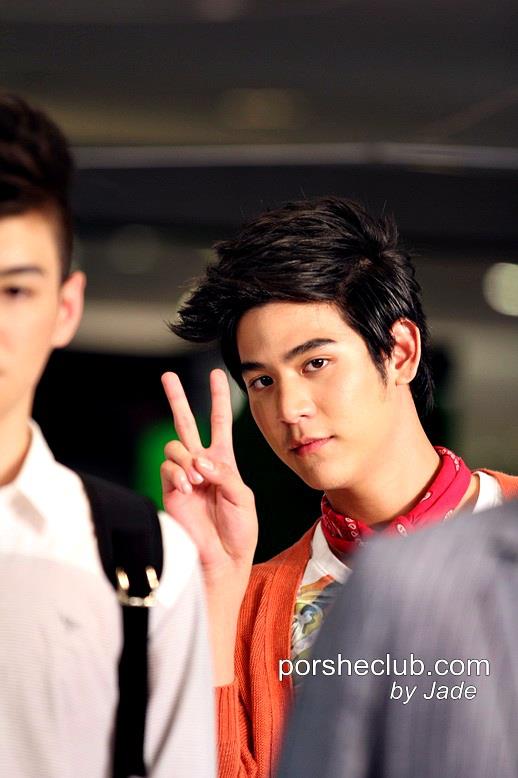 พอร์ชเดินแบบ@Men's Hall สยามพารากอน 10012013 วันที่ 10-01-13
