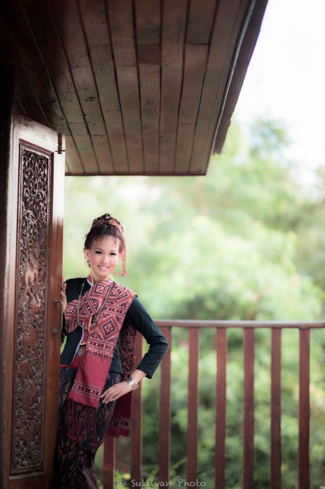 หนุมสาวชาวอีสาน