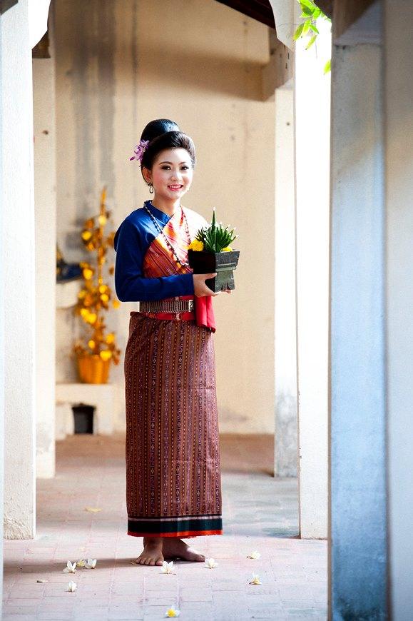 หนุมสาวชาวอีสาน