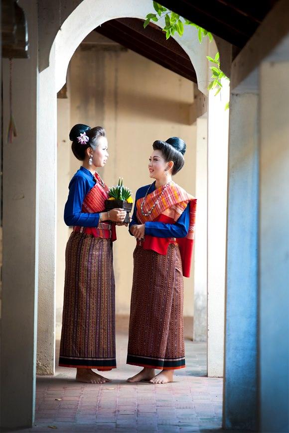 หนุมสาวชาวอีสาน