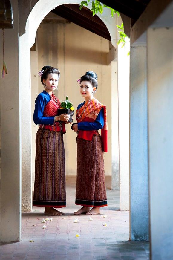 หนุมสาวชาวอีสาน