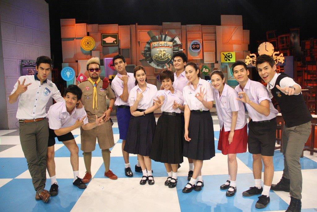 school bus รถโรงเรียน