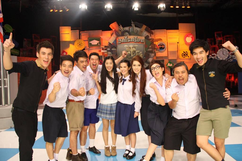 school bus รถโรงเรียน
