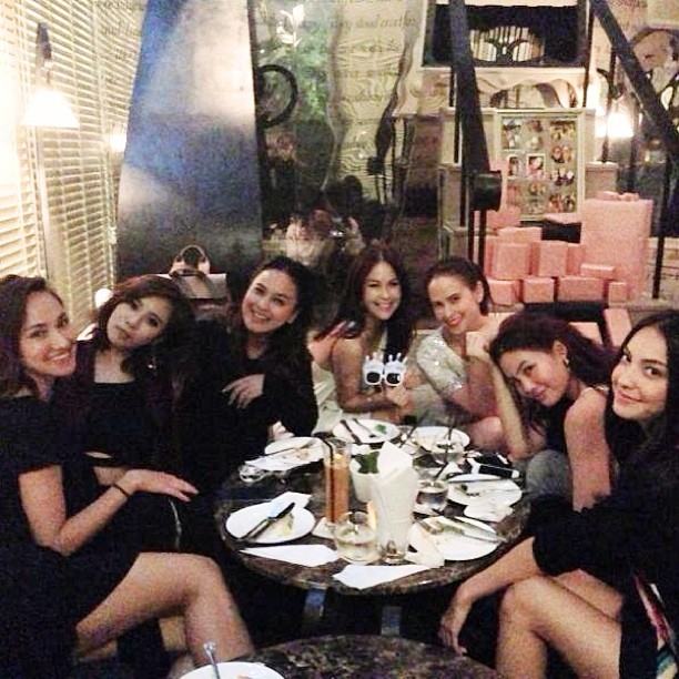 ปาร์ตี้วันเกิด (ล่วงหน้า) พอลล่า ...แก๊งนางฟ้ารวมตัว