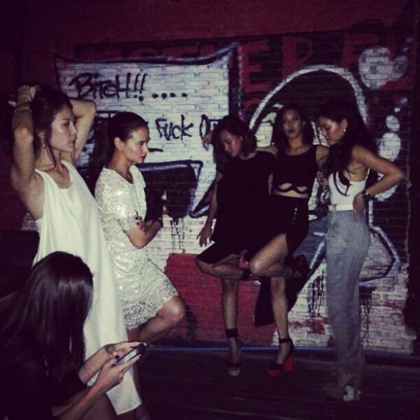 ปาร์ตี้วันเกิด (ล่วงหน้า) พอลล่า ...แก๊งนางฟ้ารวมตัว