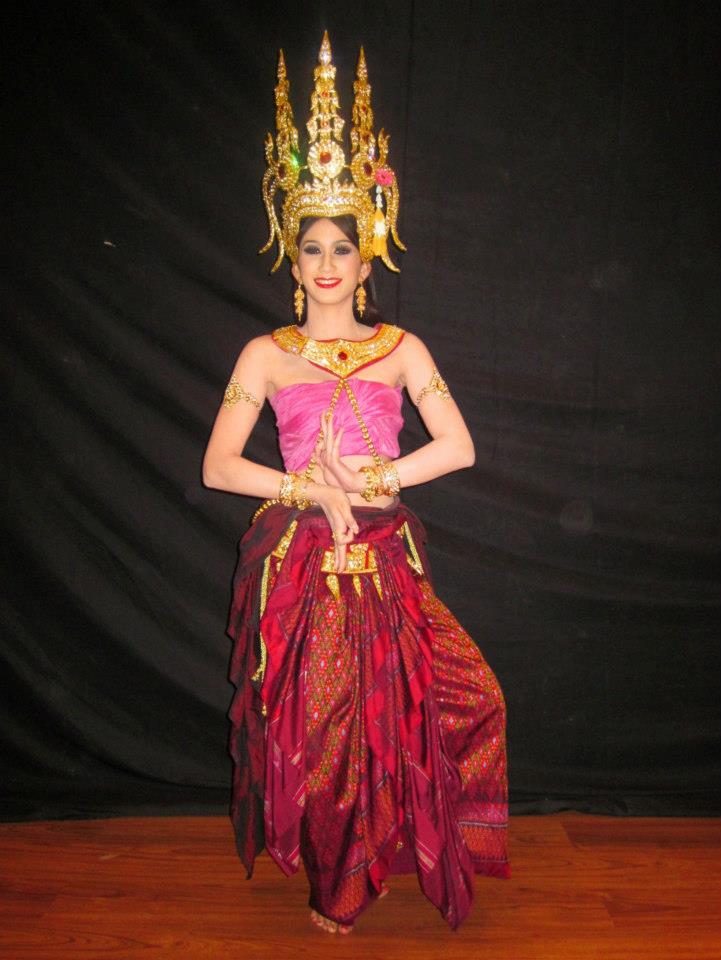 ผู้บ่าว ผู้สาว ผู้ดีอีสาน