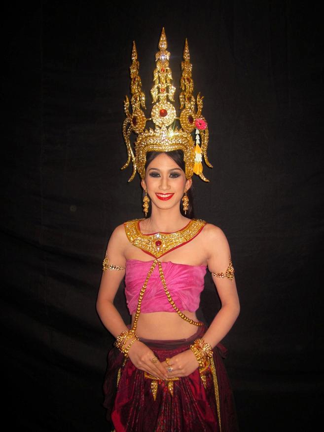 ผู้บ่าว ผู้สาว ผู้ดีอีสาน