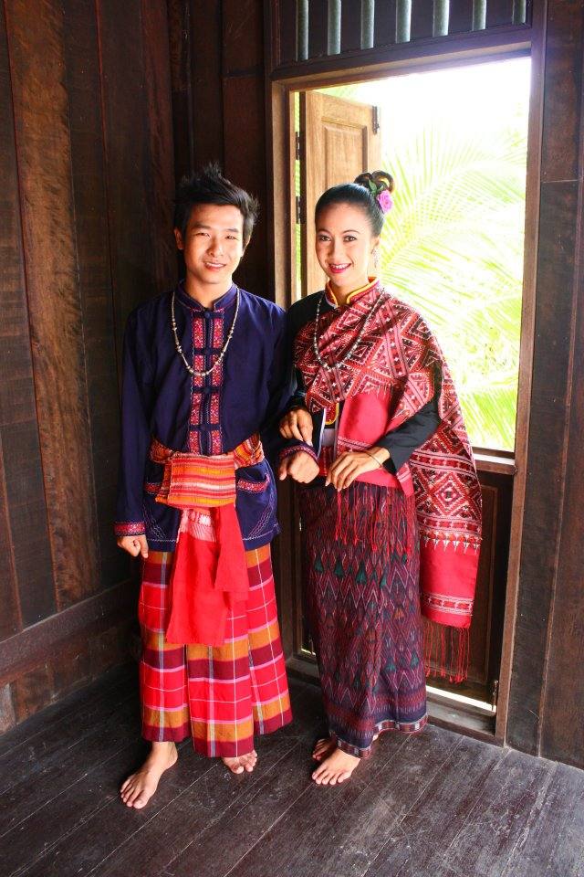 ผู้บ่าว ผู้สาว ผู้ดีอีสาน