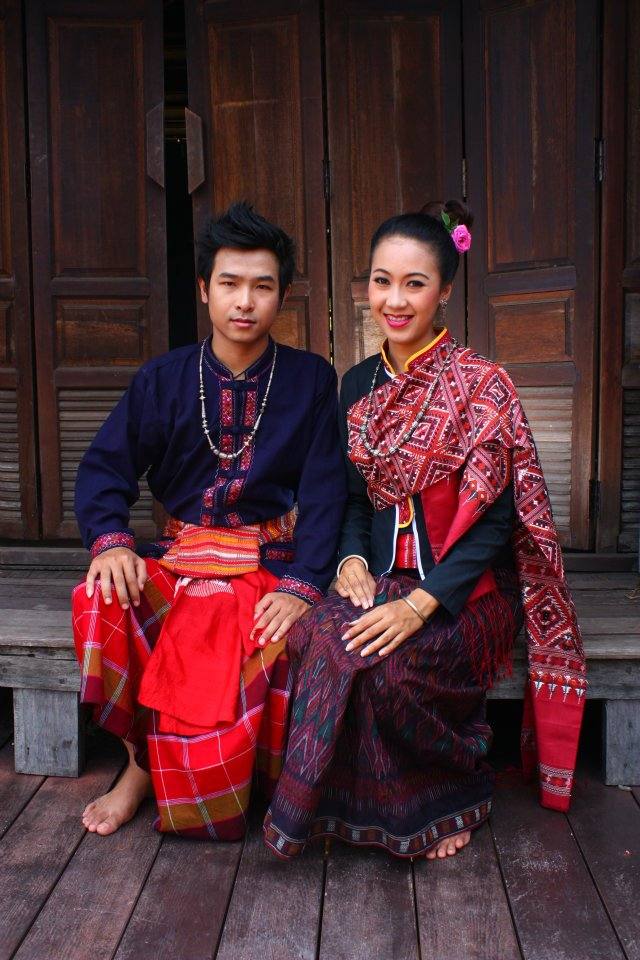 ผู้บ่าว ผู้สาว ผู้ดีอีสาน