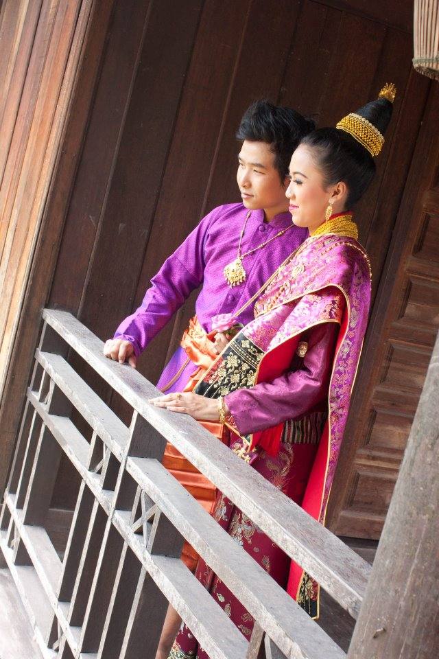 ผู้บ่าว ผู้สาว ผู้ดีอีสาน