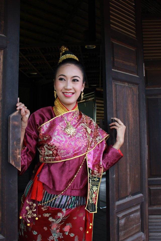 ผู้บ่าว ผู้สาว ผู้ดีอีสาน