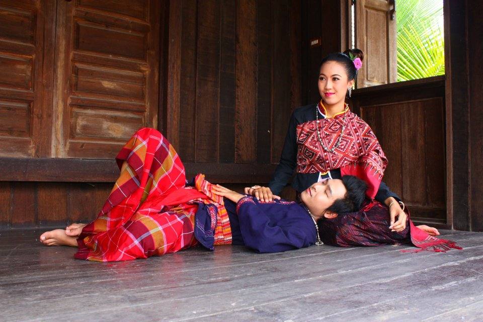 ผู้บ่าว ผู้สาว ผู้ดีอีสาน