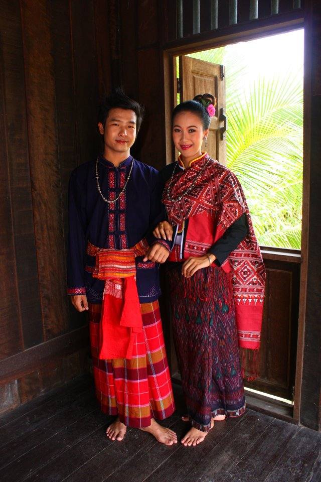 ผู้บ่าว ผู้สาว ผู้ดีอีสาน