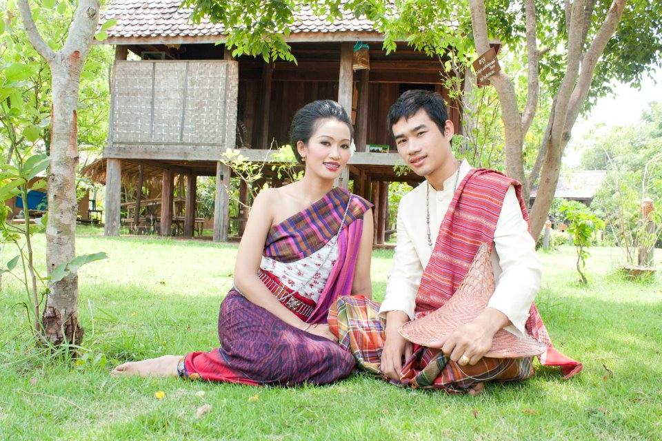 ผู้บ่าว ผู้สาว ผู้ดีอีสาน