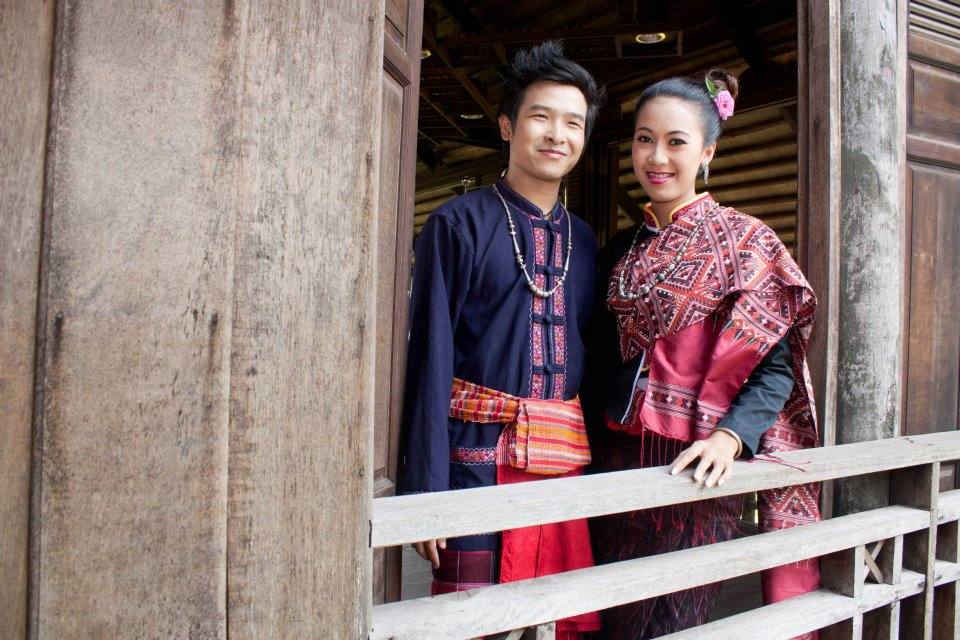 ผู้บ่าว ผู้สาว ผู้ดีอีสาน