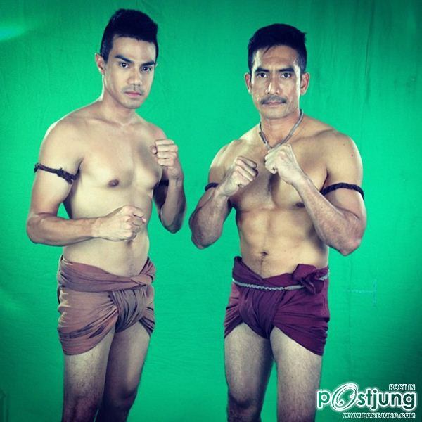 รอแซ่บๆอกล่ำๆดาราไทย