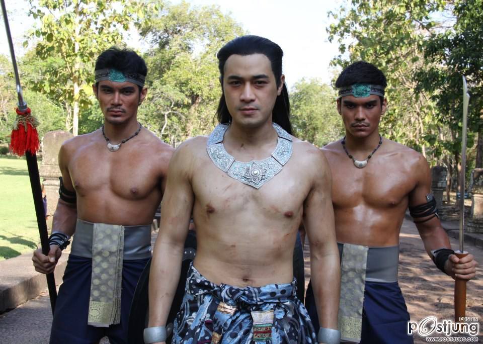 รอแซ่บๆอกล่ำๆดาราไทย