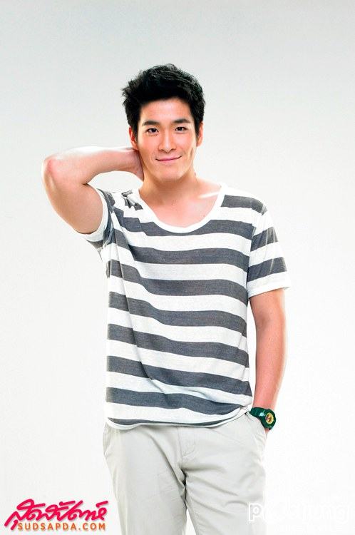 อาเล็ก  ธีรเดช