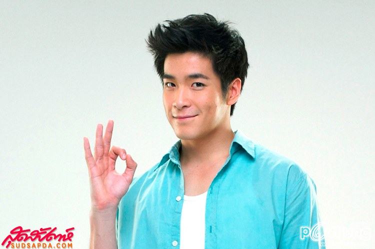 อาเล็ก  ธีรเดช