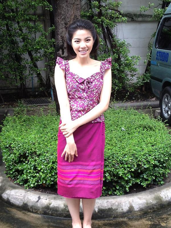 เฟรม The Star 8 ขาวโอโม่ เริ่ดเวอร์