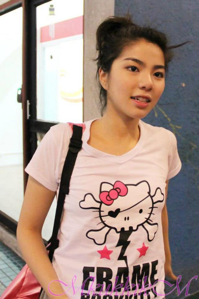 เฟรม The Star 8 ขาวโอโม่ เริ่ดเวอร์