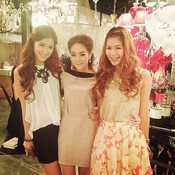 เบสบุ๊ค olives ฝาแฝดสุดน่ารัก