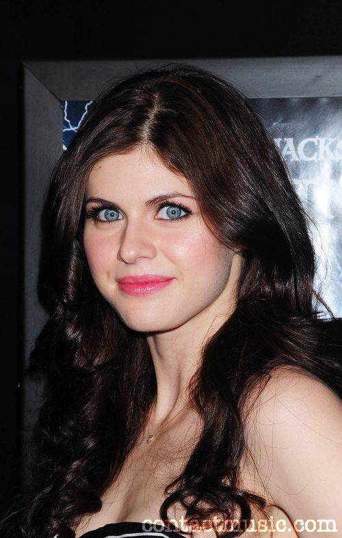 นางเอกสาว Alexandra Daddario