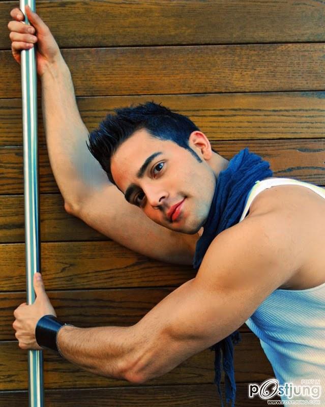 อกกล้ามแน่นๆ