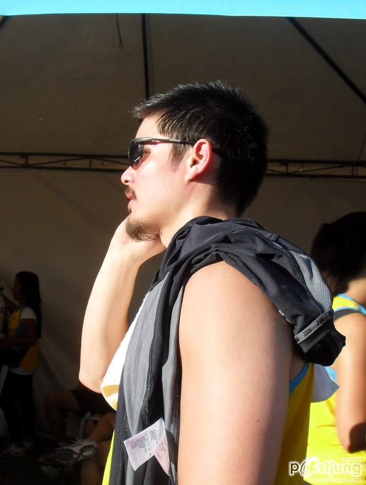 2หล่อที่แตกต่างชอบจัง