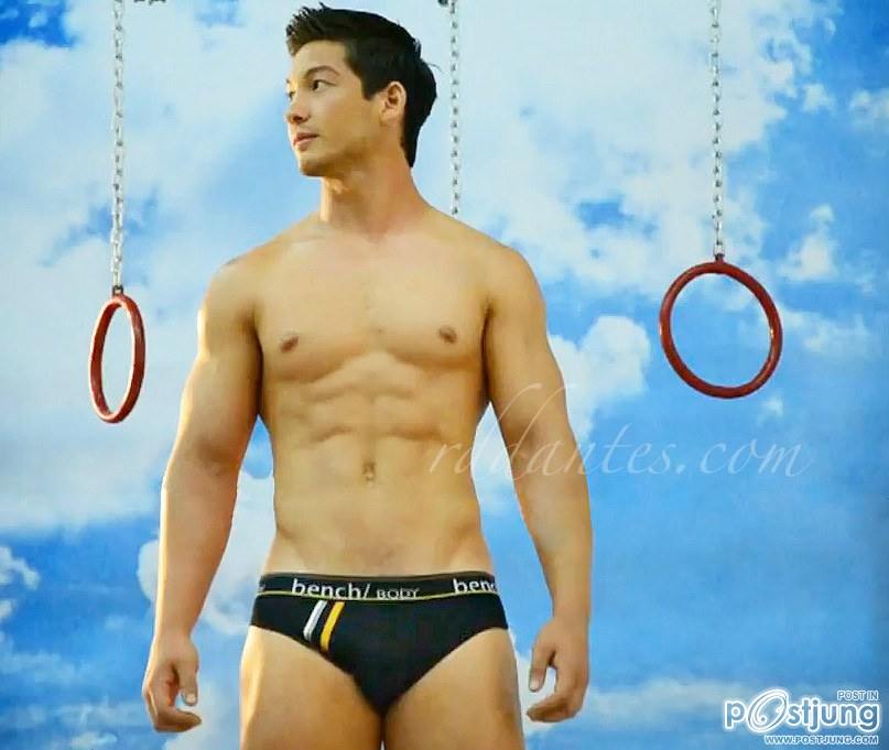 หุ่นอย่างนี้สยบตายคาอก