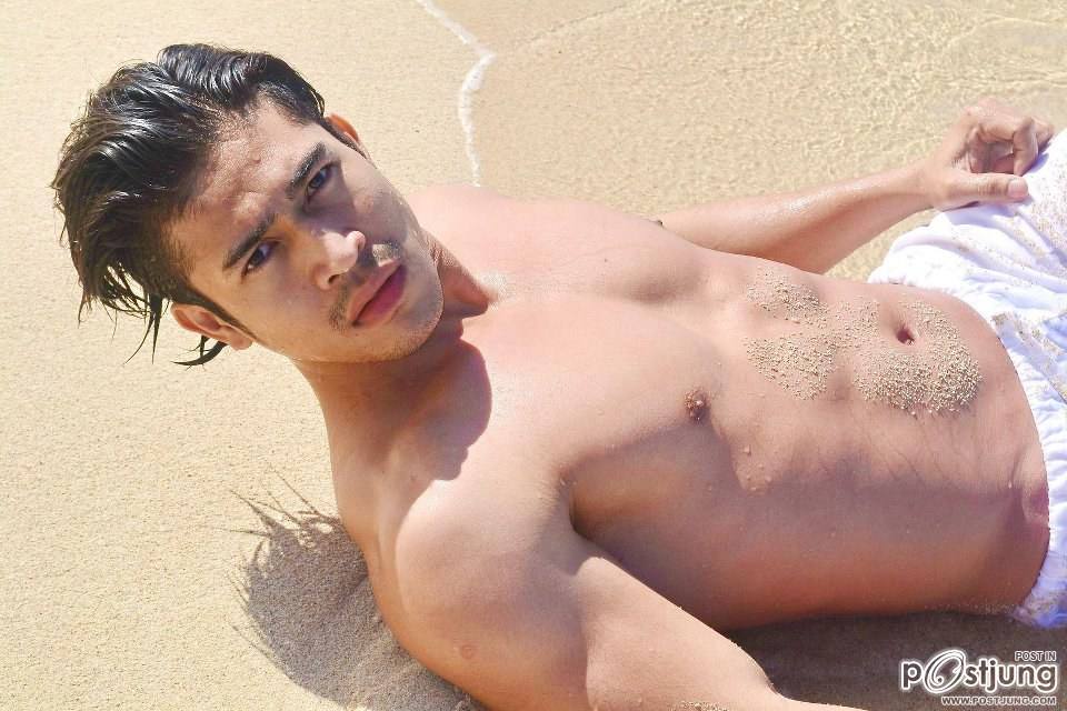 ตี๋ หล่อใส