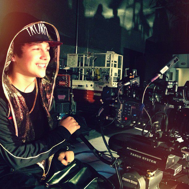 AUSTIN MAHONE ....