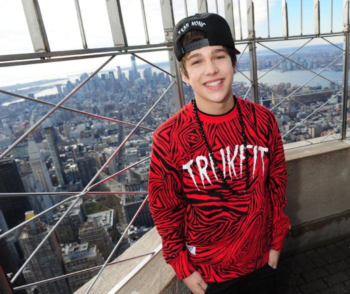 AUSTIN MAHONE ....