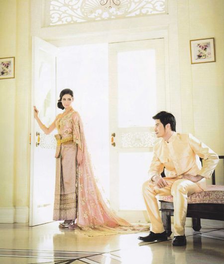 แฟชั่น ชุดไทยแต่งงานสวย ๆ ในโทนสีพาสเทลอ่อน ๆ