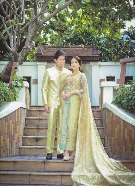 แฟชั่น ชุดไทยแต่งงานสวย ๆ ในโทนสีพาสเทลอ่อน ๆ