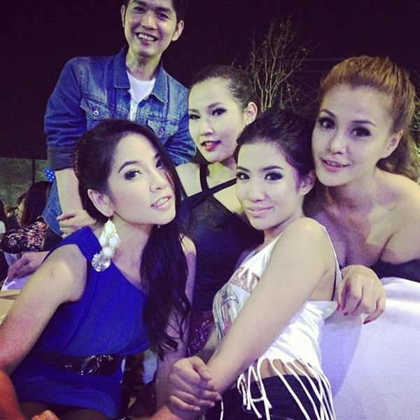 เก็บตก! ปาร์ตี้ปีใหม่ อาร์เอส - อาร์สยาม ดารานักร้องเพียบ