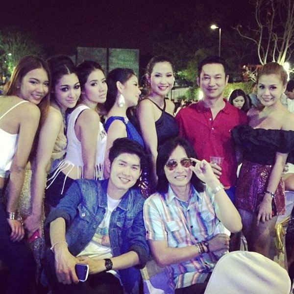 เก็บตก! ปาร์ตี้ปีใหม่ อาร์เอส - อาร์สยาม ดารานักร้องเพียบ