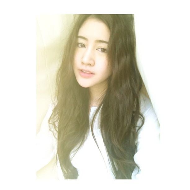 พิม พิมประภา สวย เป๊ะ ขาวใส