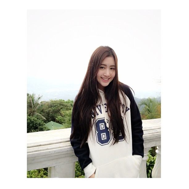 พิม พิมประภา สวย เป๊ะ ขาวใส